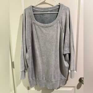 SO Gray Crew Neck Sweater Lightweight Casual